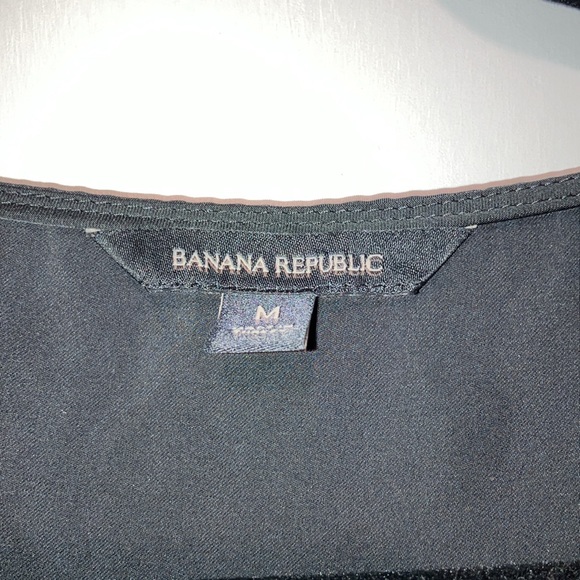 Women’s Banana Republic Black V-Neck Blouse with Flutter Sleeves - Picture 3 of 4